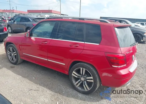 2015 Mercedes-Benz Glk 350 z USA, uszkodzony, nr VIN WDCGG5HB8FG364223